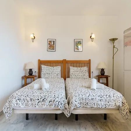 3 Bedroom Penthouse In *