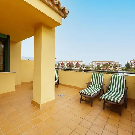 3 Bedroom Penthouse In Hébergement de vacances Mijas